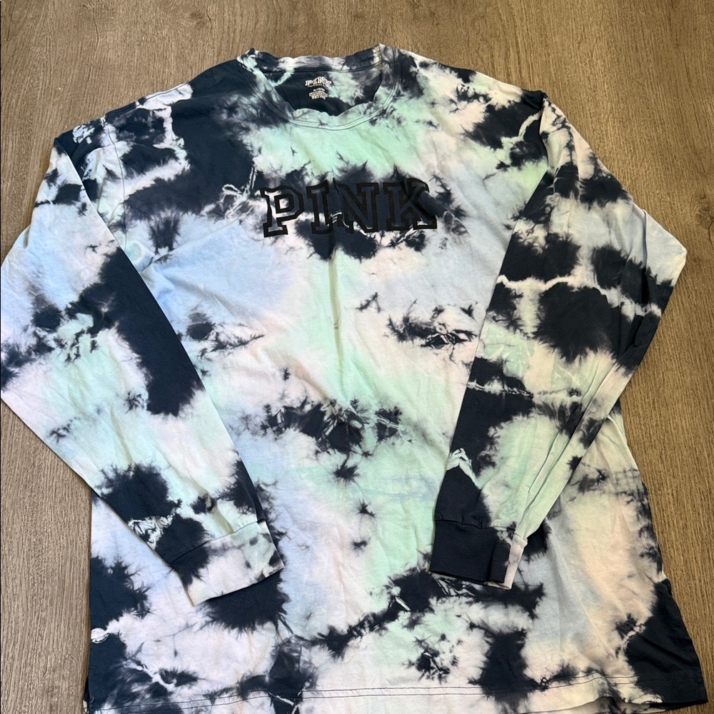 Pink by Victoria’s Secret Tie-Dye Long Sleeve Shirt